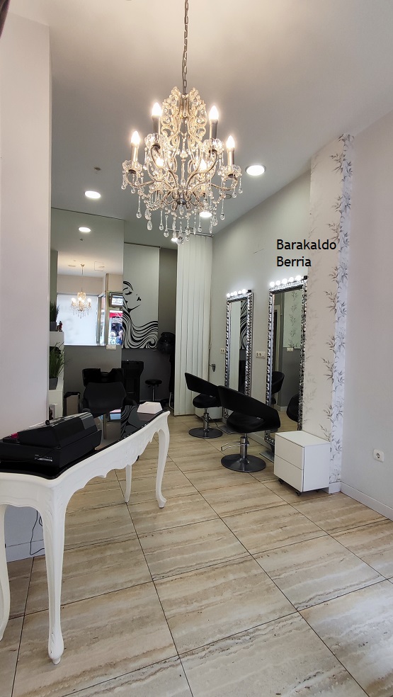 Peluquería reformada y equipada en pleno centro de San Vicente (Barakaldo)